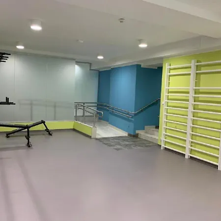 호텔 *** Nat 우스트론