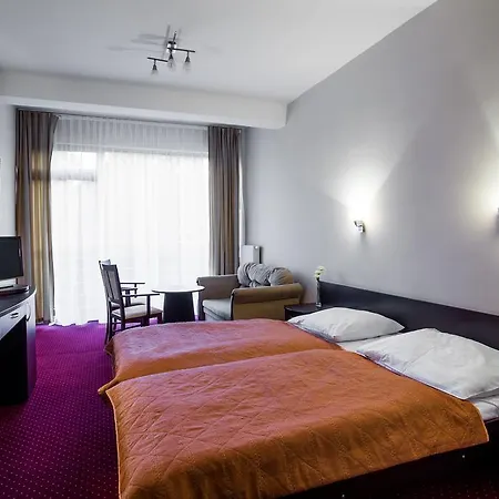 Hotel *** Nat Ustron Отель